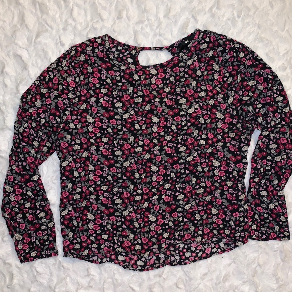Black floral top